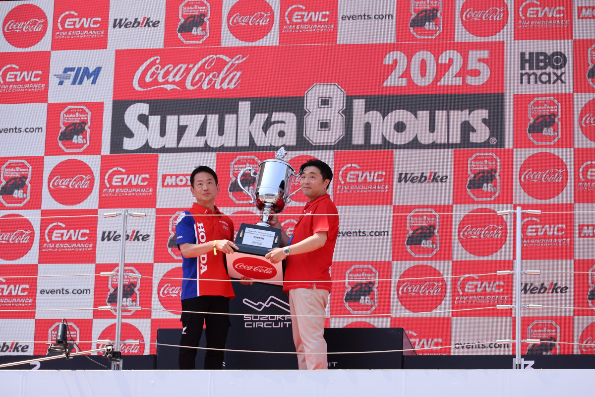 鈴鹿8耐決勝オープニングセレモニー