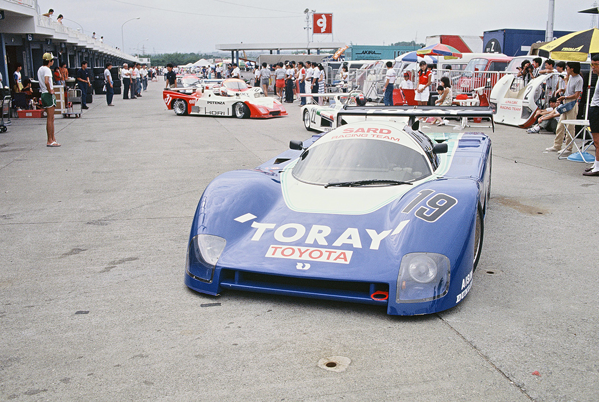 Sigma, active in the 1970s, made a comeback under the name Third MC86X. It was an ambitious machine that made extensive use of carbon.