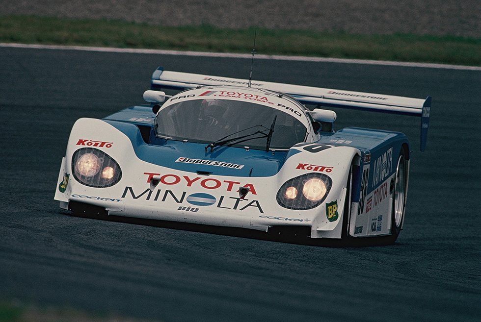 Minolta was completely destroyed during official practice and started the race from the very back. They finished 2nd, on the same lap as Advan.