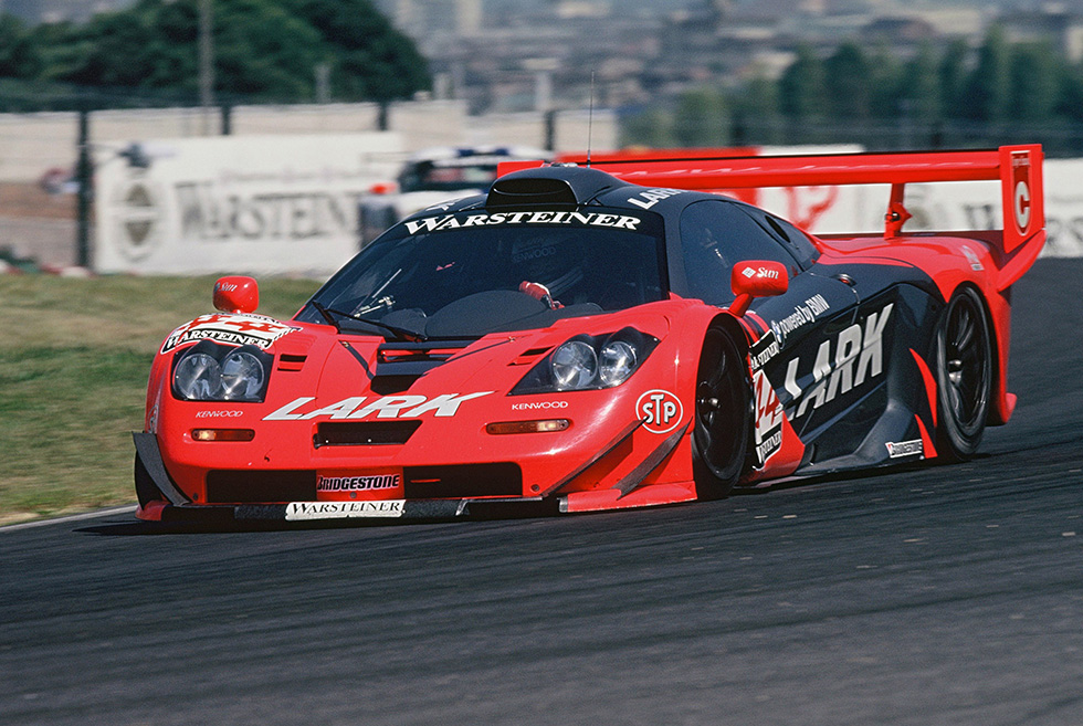 The Lark McLaren, which showed speed in domestic GTL races, finished 9th overall.