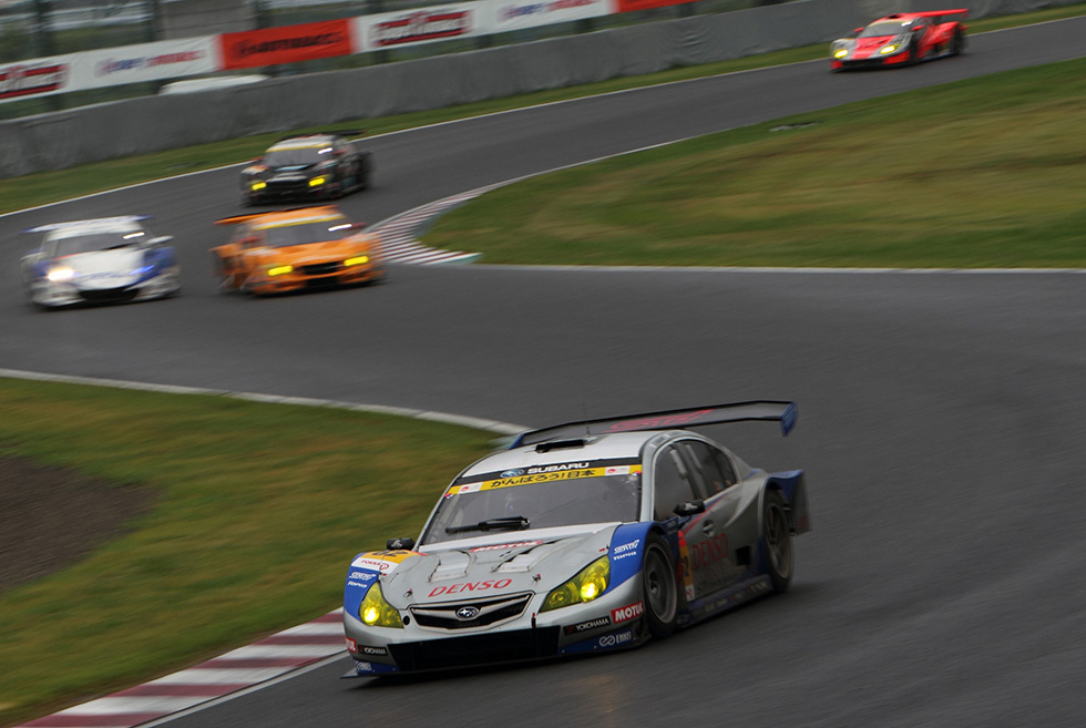 The GT300 class victory was claimed by the Legacy B4, achieving back-to-back wins following last year.