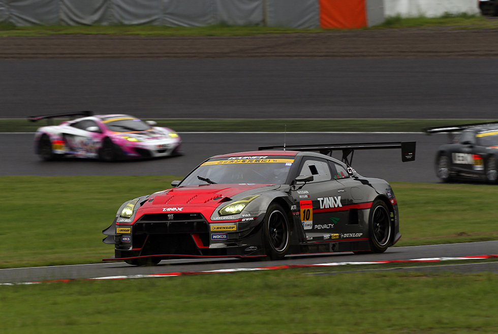 Gainer GT-R won the GT300 class. That year, Gainer became the GT300 class champion.