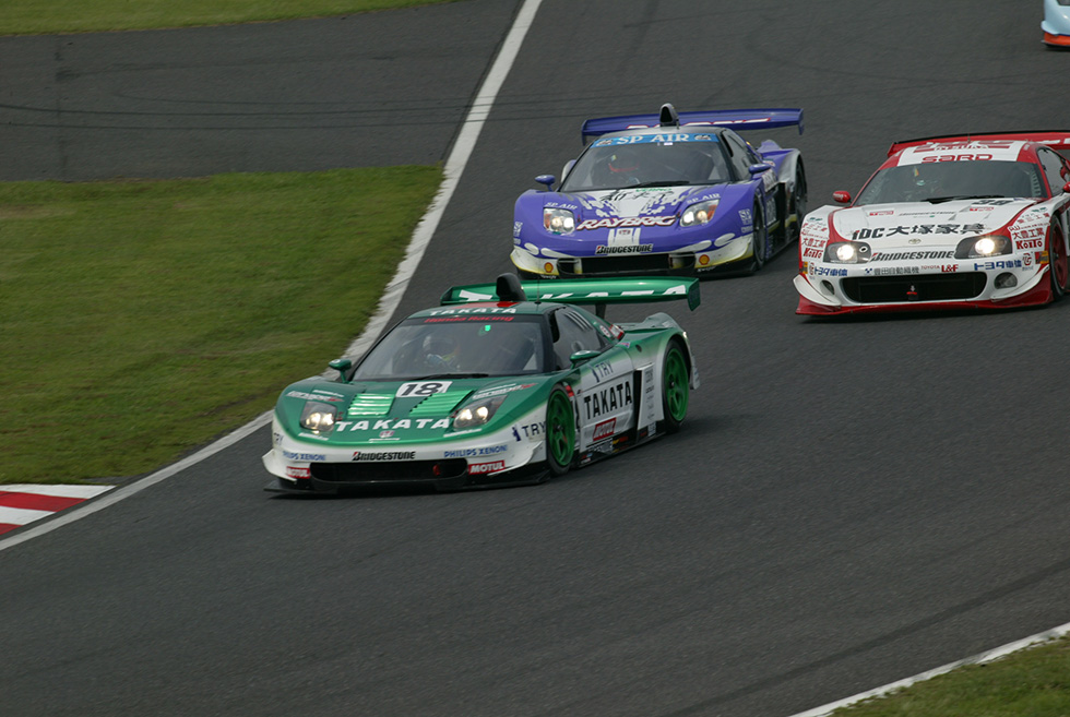The NSX, which participated in the endurance test of the new engine in preparation for the second half of the GT season, achieved a splendid victory and secured consecutive wins from last year.