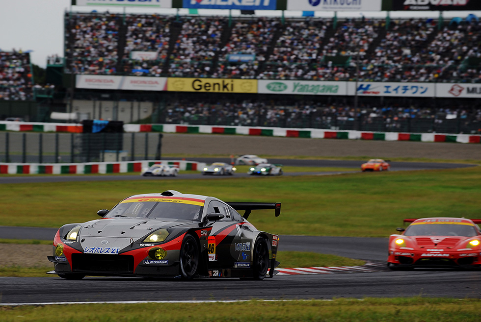 Although helped by rivals dropping out, 2019 GT500 winner Kazuki Hoshino also won in GT300.