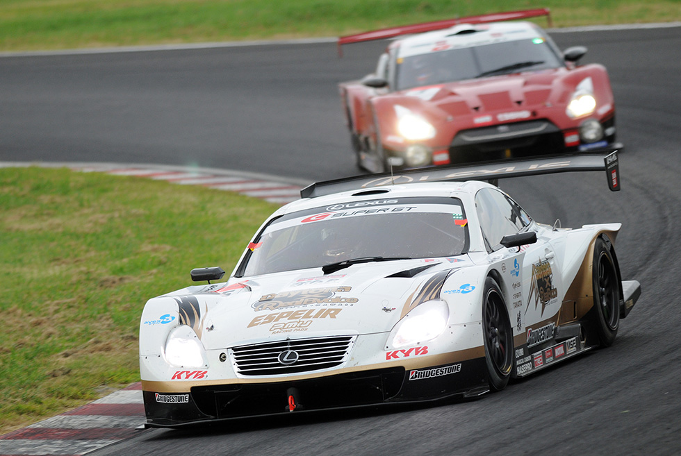 Kazuya Oshima earned his first GT500 pole position. With rivals falling behind, he won the race with a 10-second lead over second place without any major troubles.