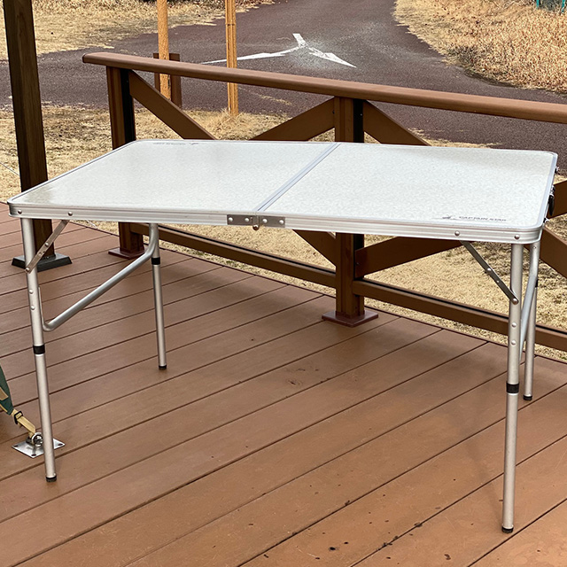 Folding Table