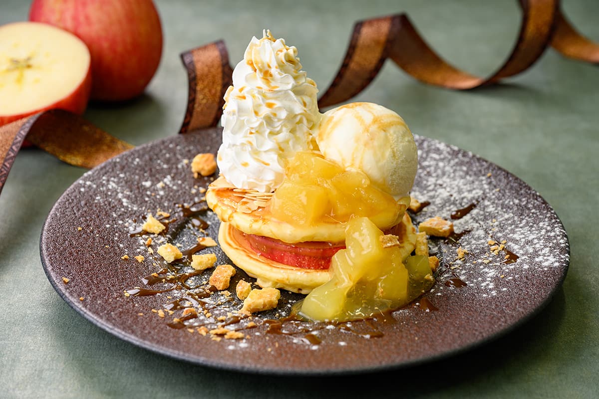 Caramelized Apple and Custard Pancakes