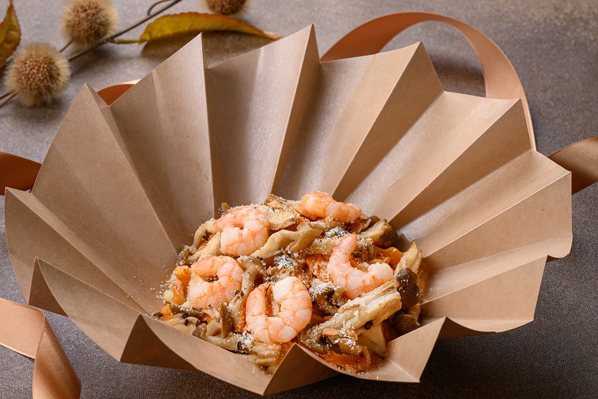 Shrimp and Mushroom Tomato Cream Pasta