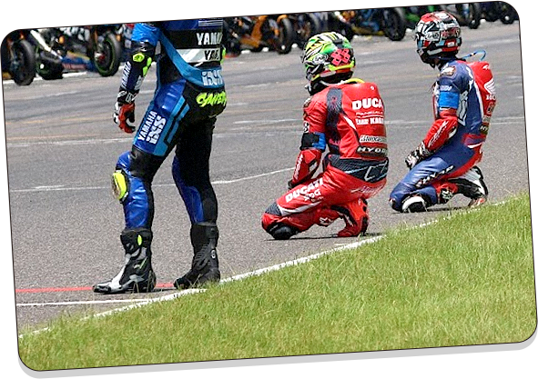 Experience the 8 Hours Endurance Race