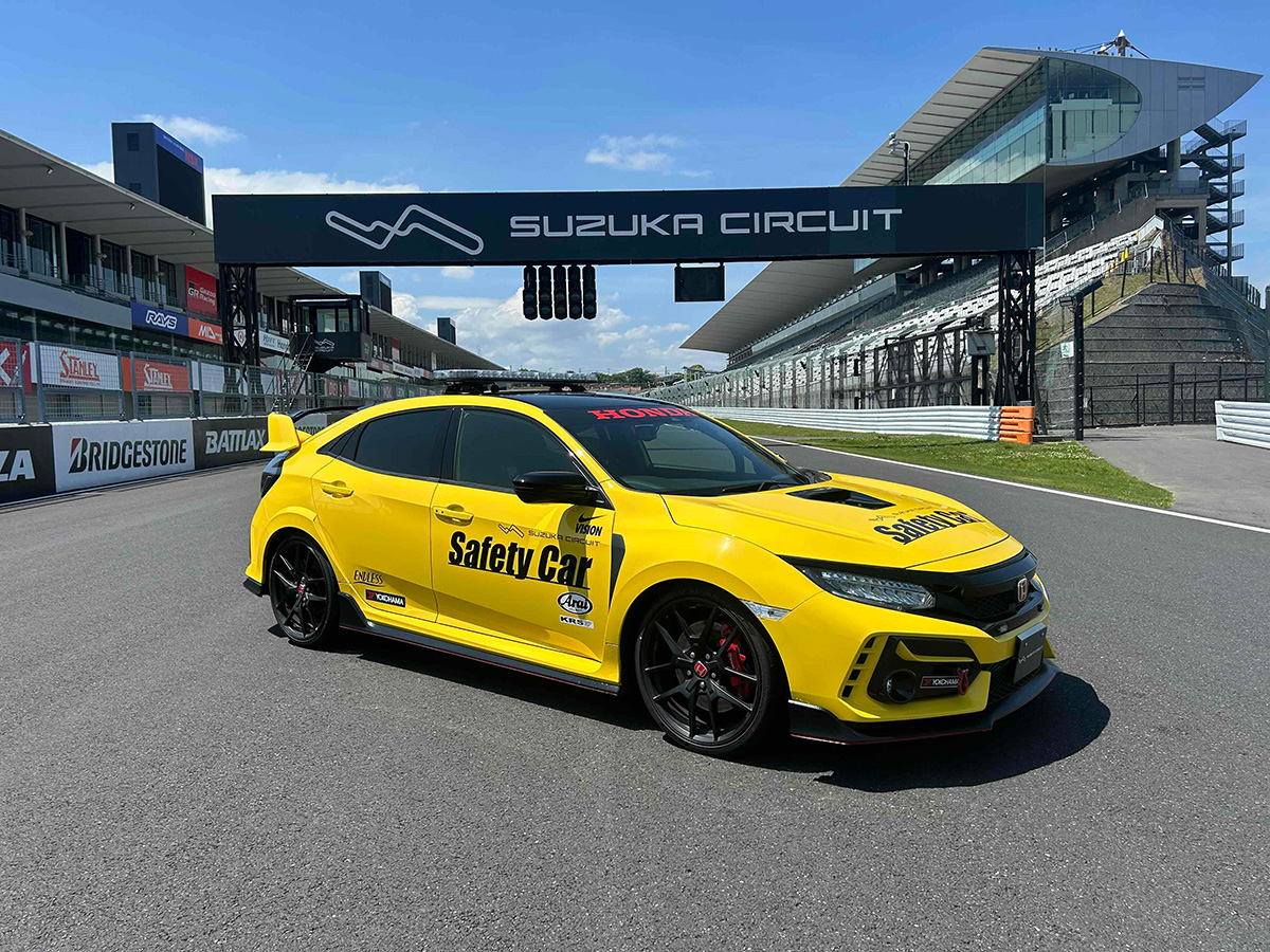 Honda CIVIC Type R Limited Edition (FK8) *Scheduled for display and ride experience at Welcome Square