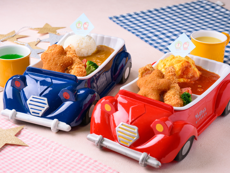 Kids' curry plate for ages 3 to 5 served in a car-shaped dish