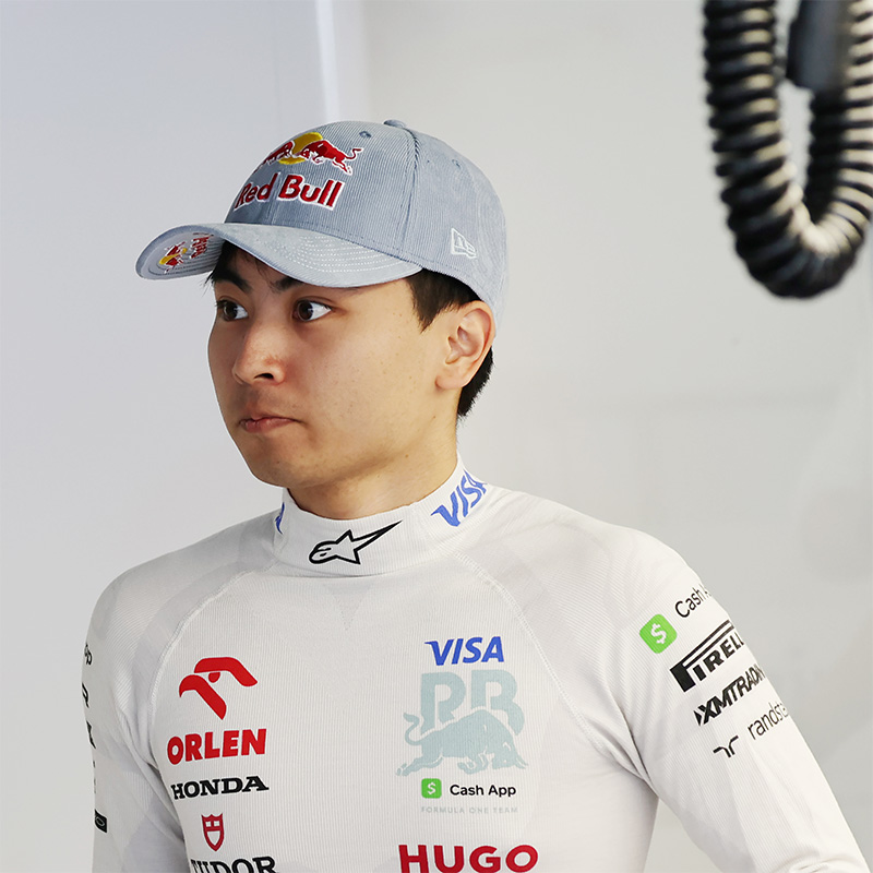 Ayumu Iwasa, 22 years old, won the scholarship for the "SUZUKA CIRCUIT RACING SCHOOL FORMULA" in 2019. He then participated in European formula racing series with the goal of competing in F1. He has steadily stepped up, and in 2023, he achieved 3 wins in FIA F2, a gateway to F1, and ranked 4th. He views Super Formula as an important step towards his goal of F1 and has been competing with an eye on the top from his first year. After Round 4, he is ranked 4th in the driver standings.