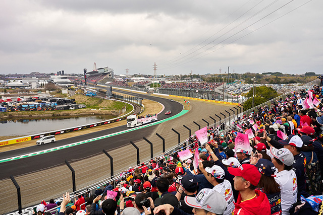 ドライバーズパレード