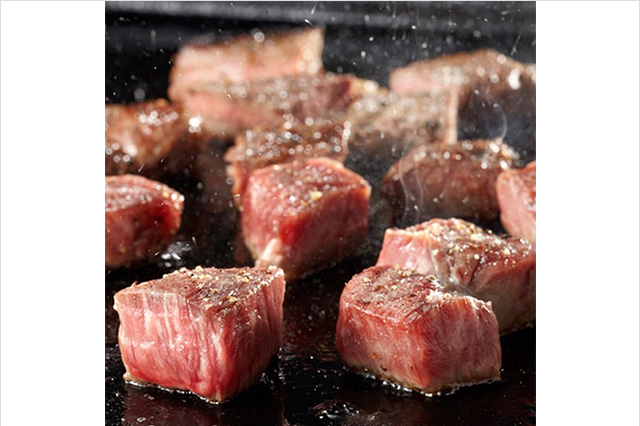 ウーマーズ「ステーキ」