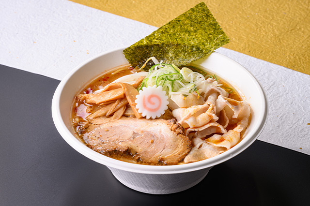 よなき家「豚しゃぶ辛味噌豚骨ラーメン」