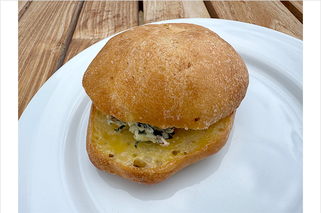 LaPigna「スピナッチ＆チーズサンドイッチ」