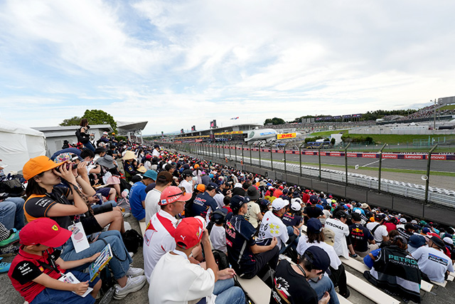 S席ファミリーシートからのビュー