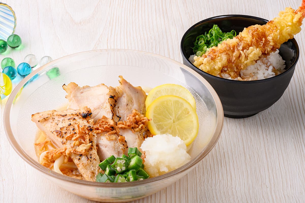 炙り鶏とレモンのさっぱりうどん