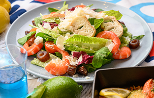 海老とデーツのパルミジャーノレッジャーノサラダ