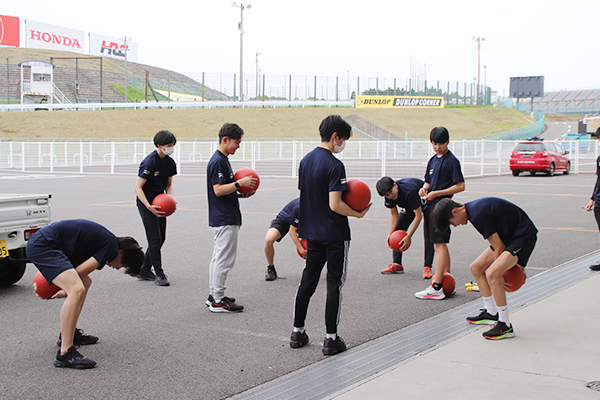 フィジカルトレーニング