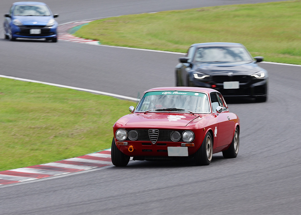 走行車両は多種多様