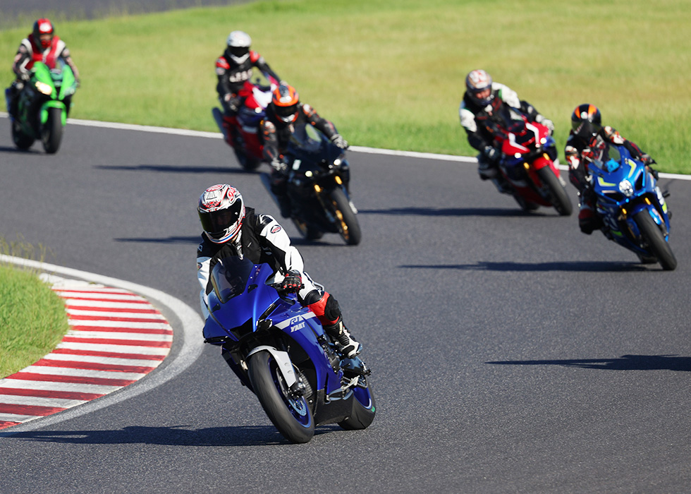 走行車両は多種多様