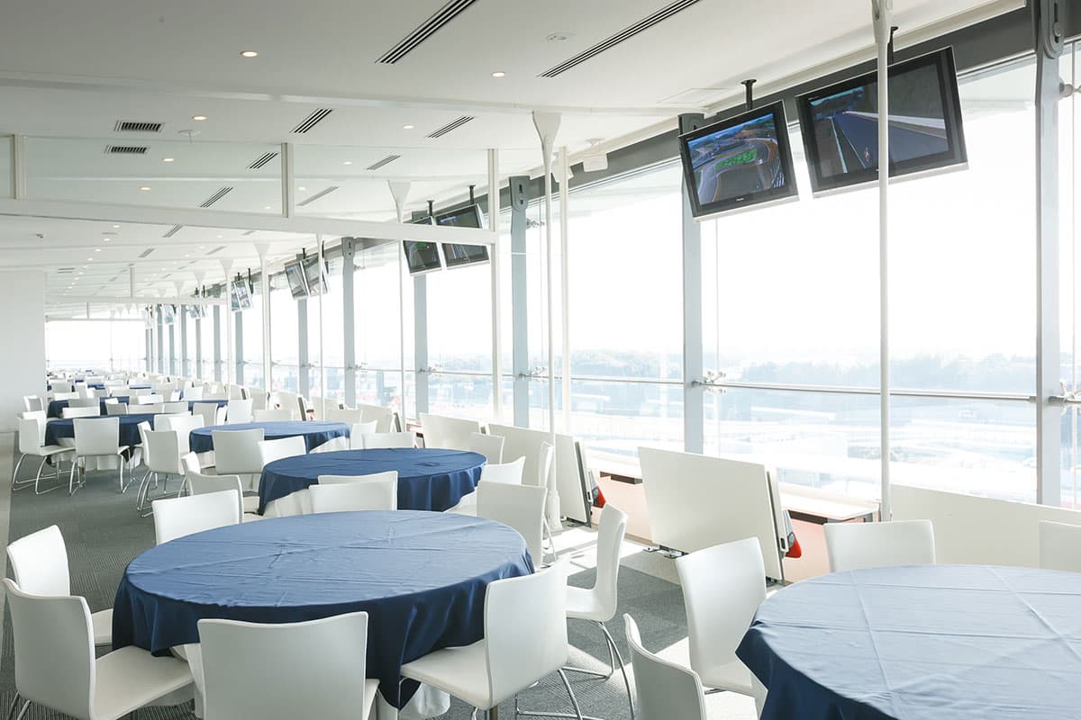 サーキットビューラウンジ「VIPスイート」