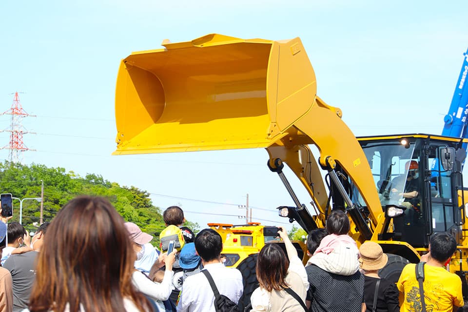 実演パフォーマンス