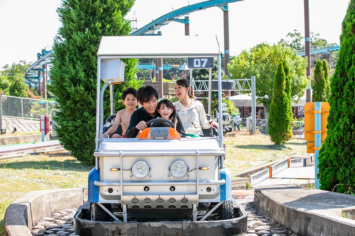 水着でアトラクション