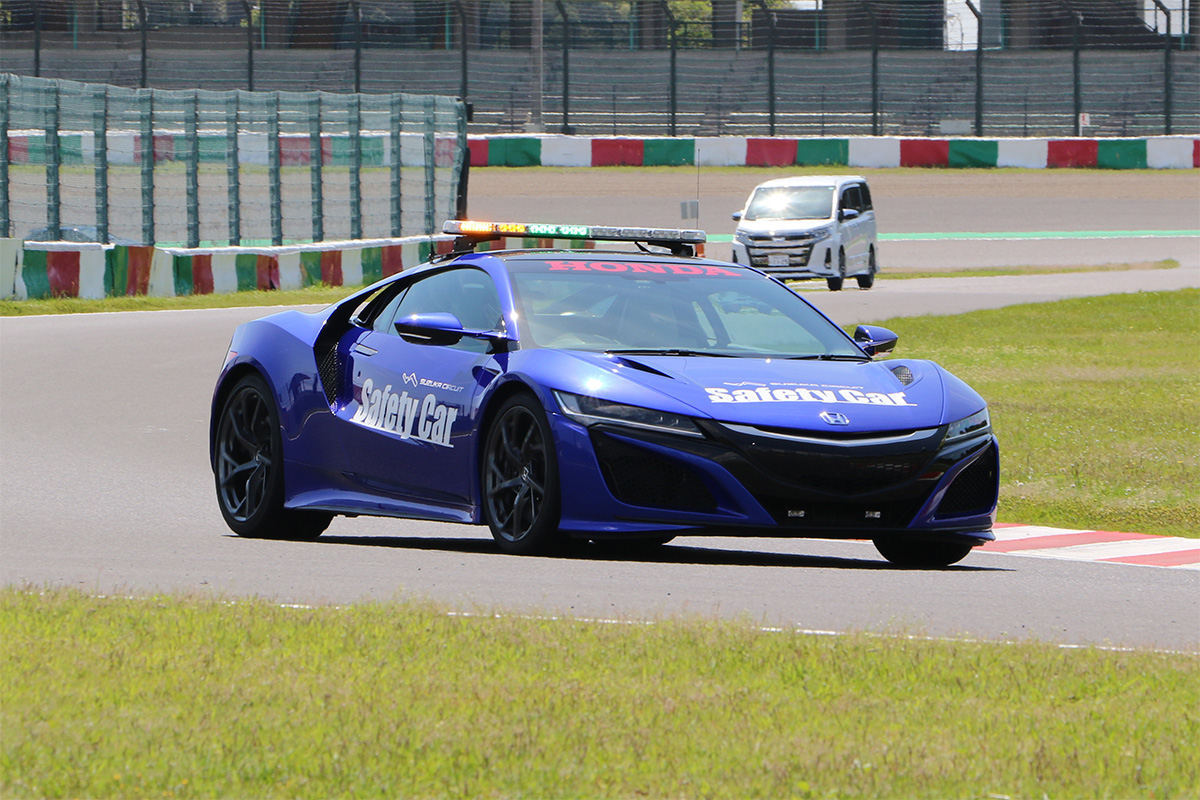 セーフティカー搭乗体験