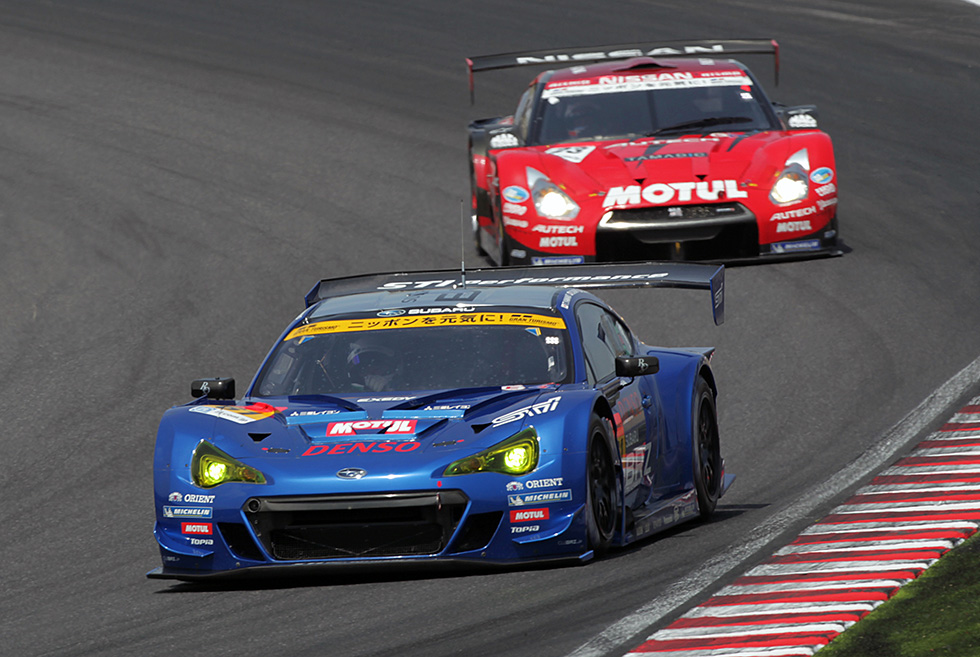 GT300組別的桿位與冠軍皆由斯巴魯BRZ奪得。這是從Legacy更換而來的新賽車。