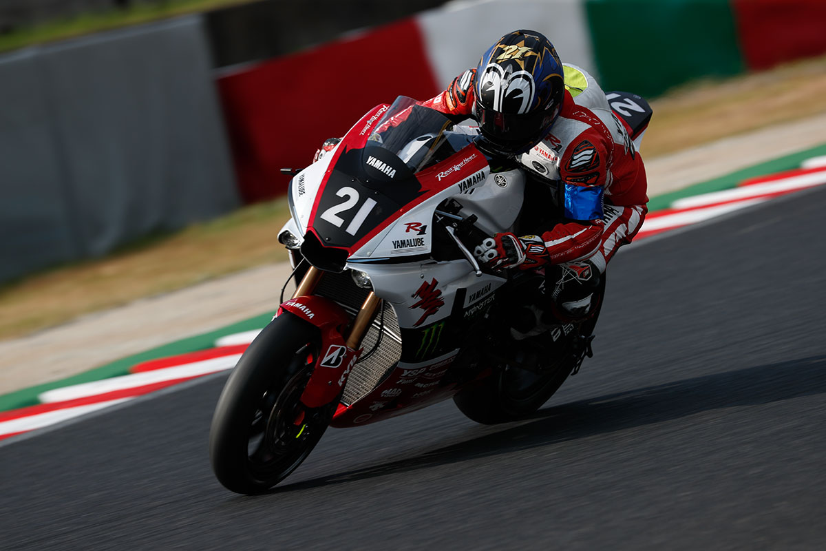 2018年 #21 YAMAHA FACTORY RACING TEAM 中須賀克行