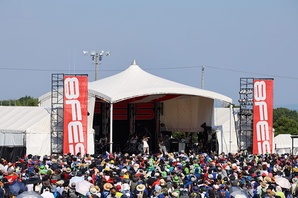 像夏季音樂祭一樣的8耐