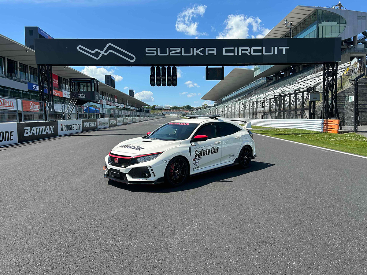 Honda CIVIC Type R（FK8）※預定於歡樂廣場展示及登場體驗車輛